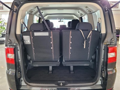 2012 Mitsubishi Delica - Thumbnail