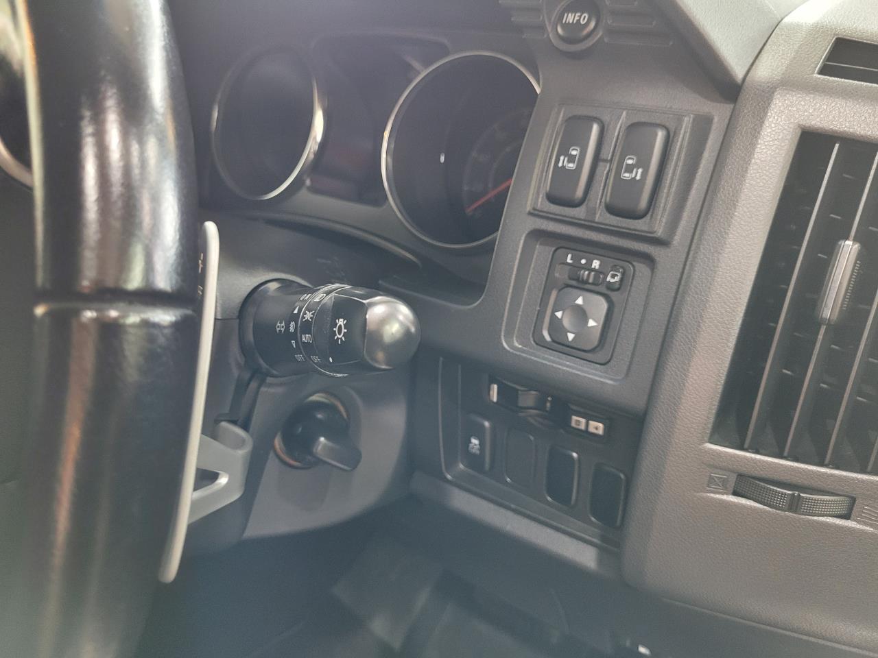 2012 Mitsubishi Delica