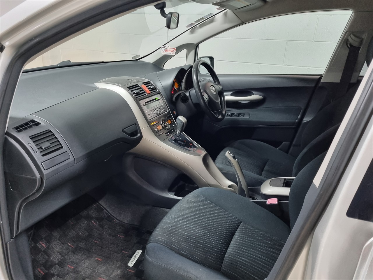 2008 Toyota Auris
