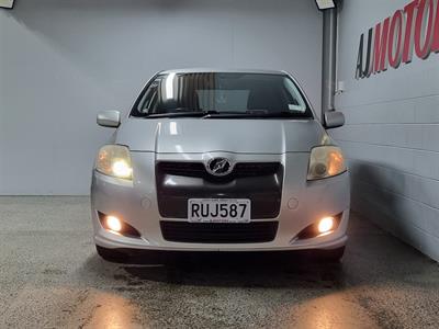 2008 Toyota Auris - Thumbnail