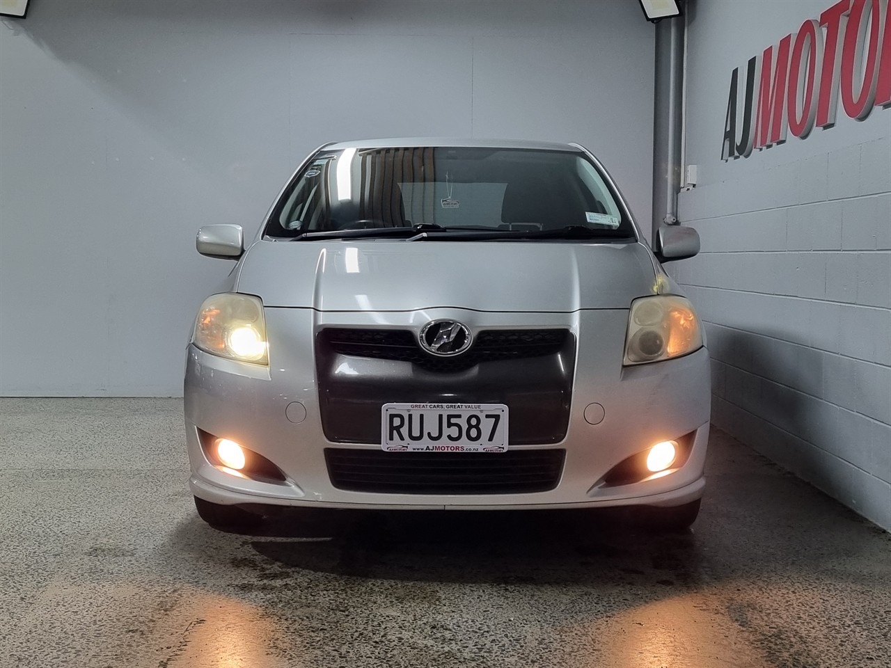 2008 Toyota Auris