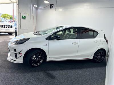 2019 Toyota Aqua - Thumbnail
