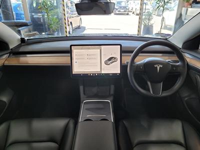 2021 Tesla Model 3 - Thumbnail