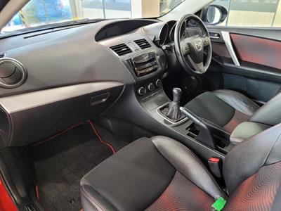 2012 Mazda Axela - Thumbnail