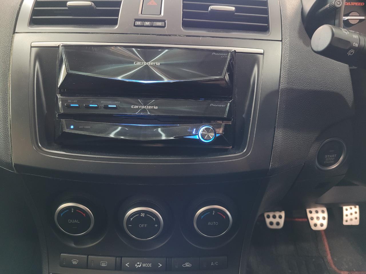 2012 Mazda Axela