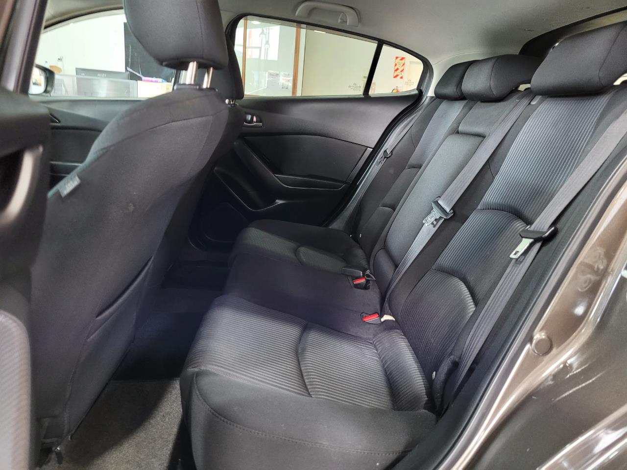 2015 Mazda Axela