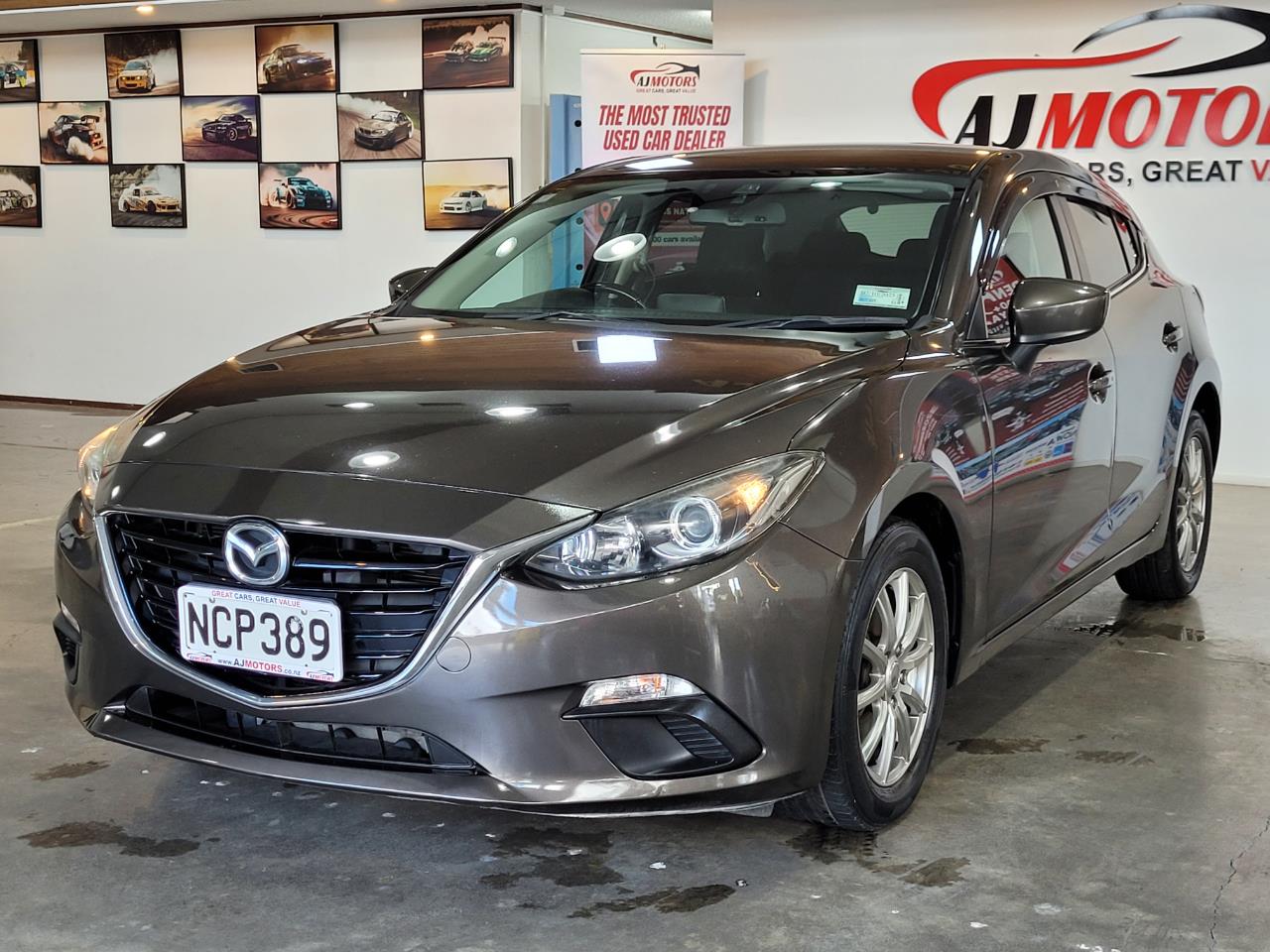 2015 Mazda Axela