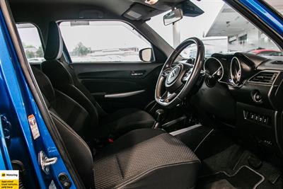 2017 Suzuki Swift - Thumbnail