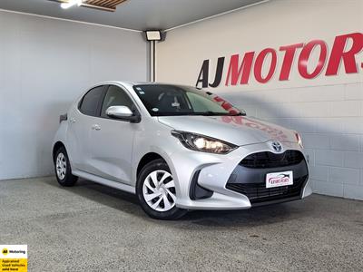 2021 Toyota Yaris - Thumbnail