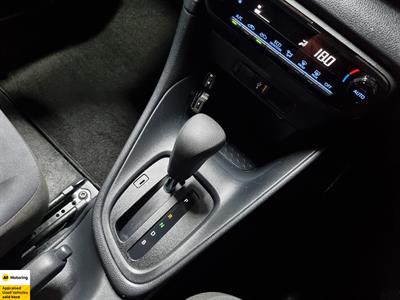 2021 Toyota Yaris - Thumbnail