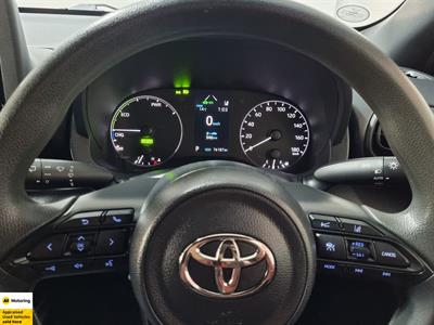 2021 Toyota Yaris - Thumbnail