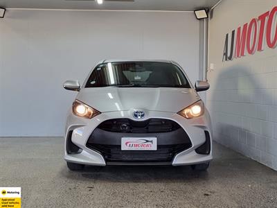 2021 Toyota Yaris - Thumbnail