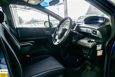 2014 Honda Freed - Thumbnail