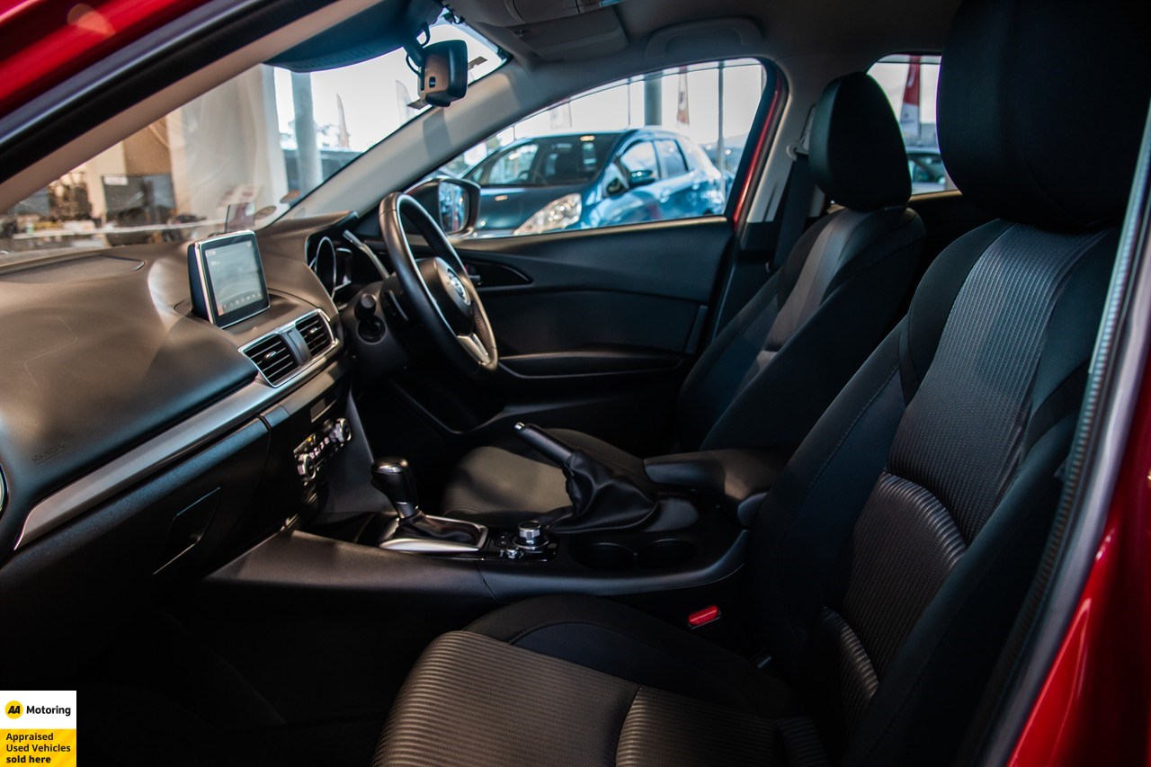 2015 Mazda Axela