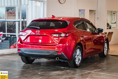 2015 Mazda Axela - Thumbnail