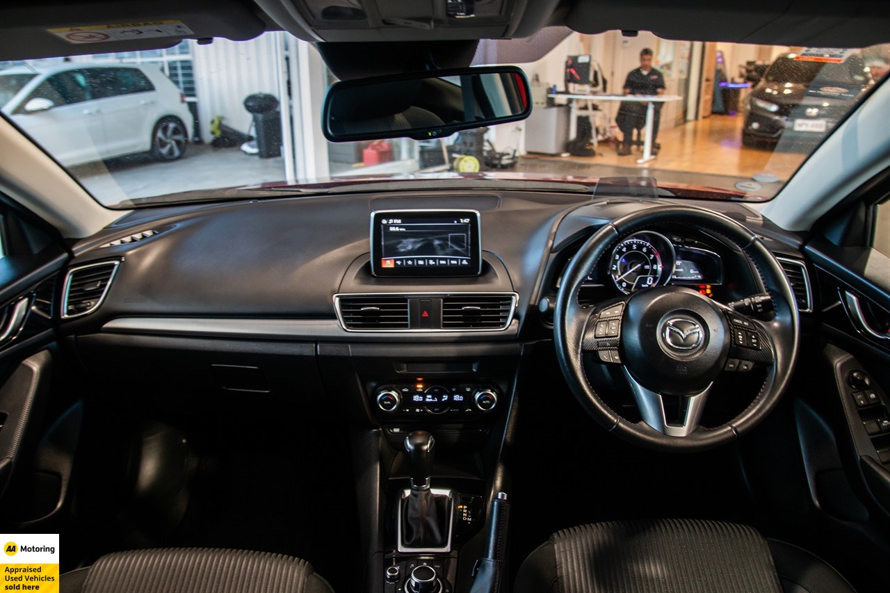 2015 Mazda Axela