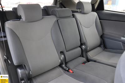 2012 Toyota Prius - Thumbnail