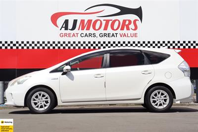 2012 Toyota Prius - Thumbnail