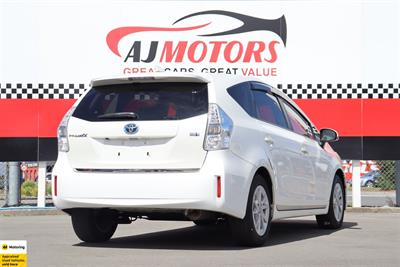 2012 Toyota Prius - Thumbnail