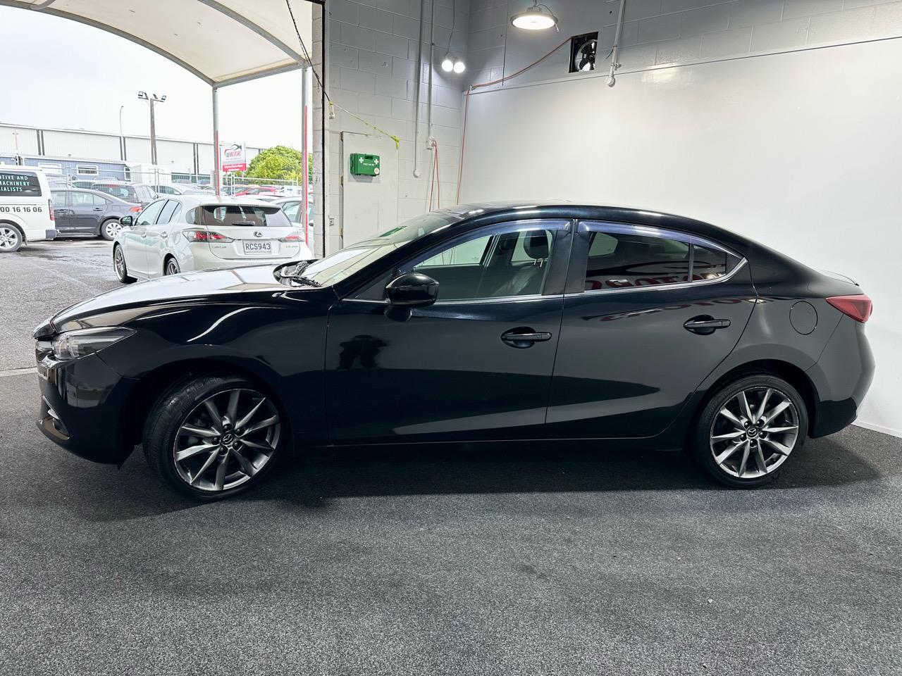 2017 Mazda MAZDA3