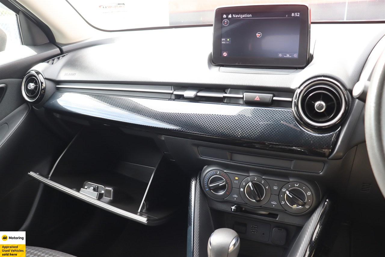 2017 Mazda Demio