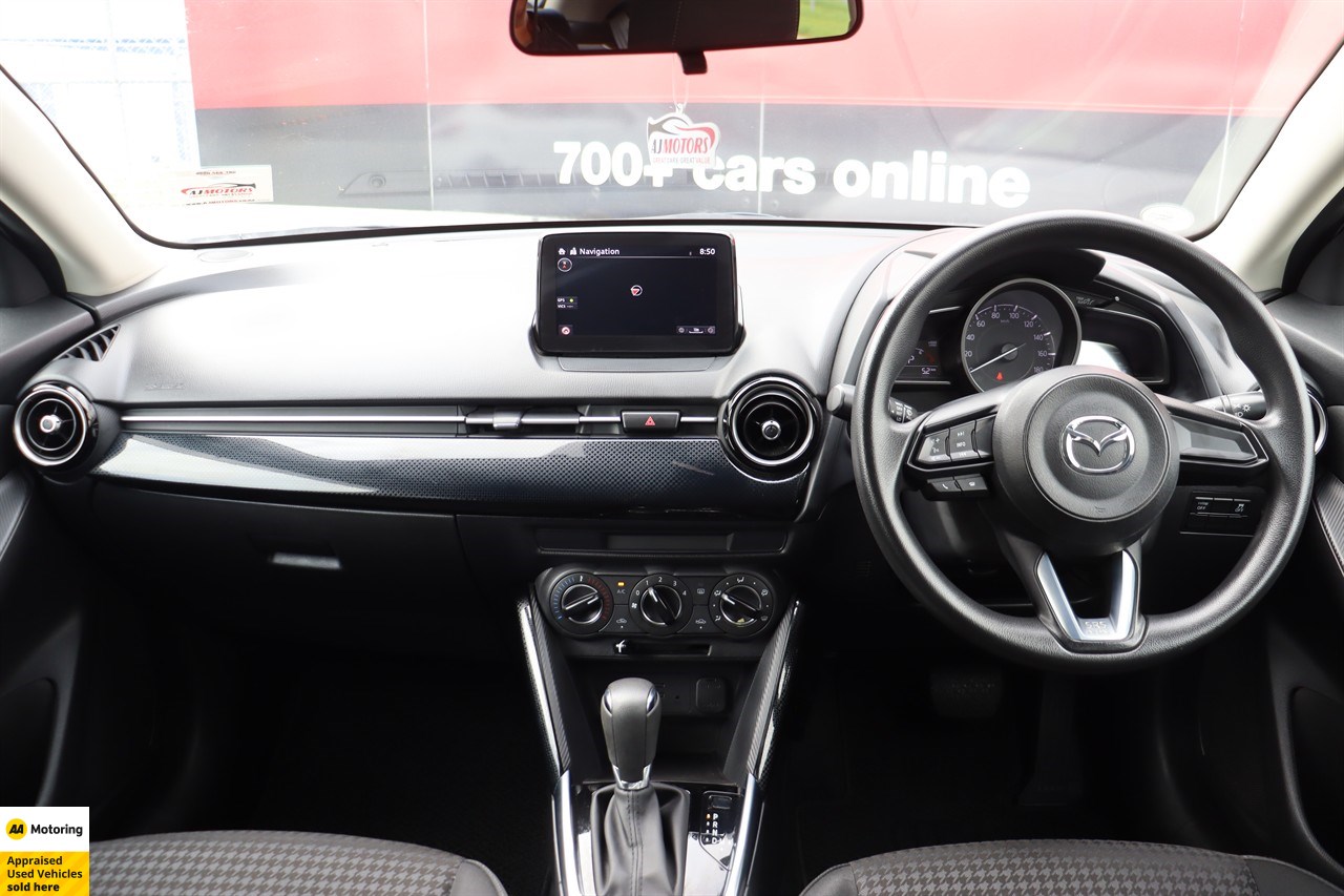 2017 Mazda Demio