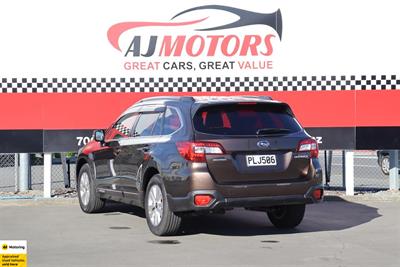 2017 Subaru Outback - Thumbnail