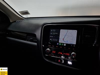 2020 Mitsubishi Outlander - Thumbnail