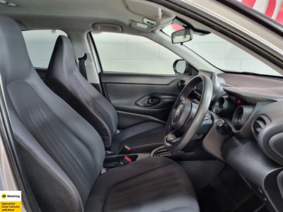 2021 Toyota YARIS CROSS - Thumbnail