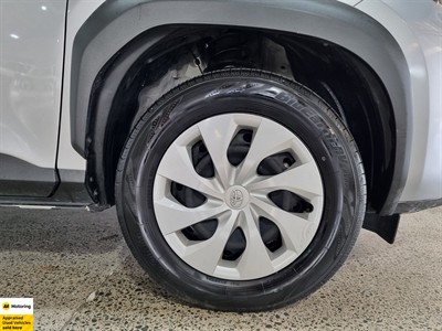 2021 Toyota YARIS CROSS - Thumbnail