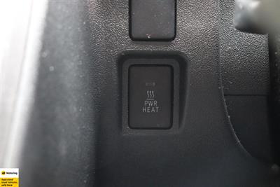 2018 Toyota Hiace - Thumbnail