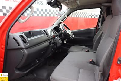 2018 Toyota Hiace - Thumbnail