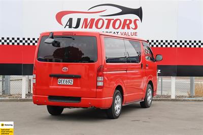 2018 Toyota Hiace - Thumbnail