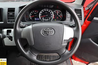 2018 Toyota Hiace - Thumbnail