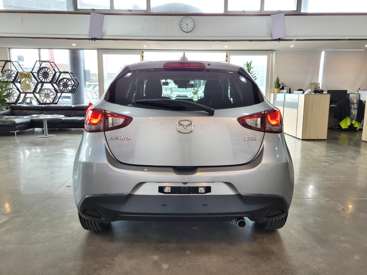 2016 Mazda Demio