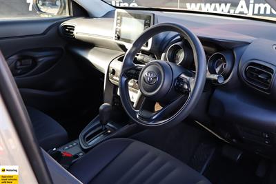 2022 Toyota YARIS CROSS - Thumbnail