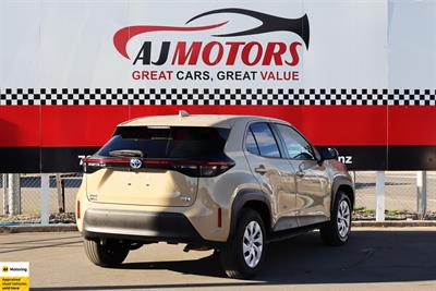2022 Toyota YARIS CROSS - Thumbnail