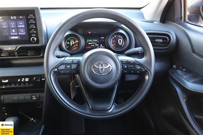 2022 Toyota YARIS CROSS - Thumbnail