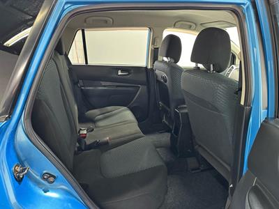 2006 Nissan Wingroad - Thumbnail
