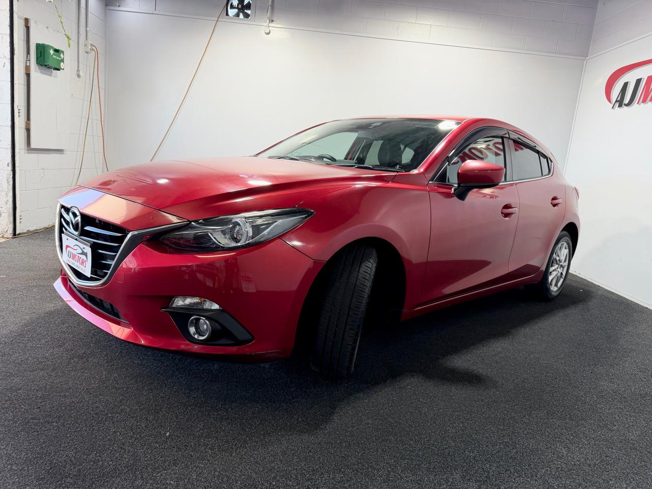 2014 Mazda Axela