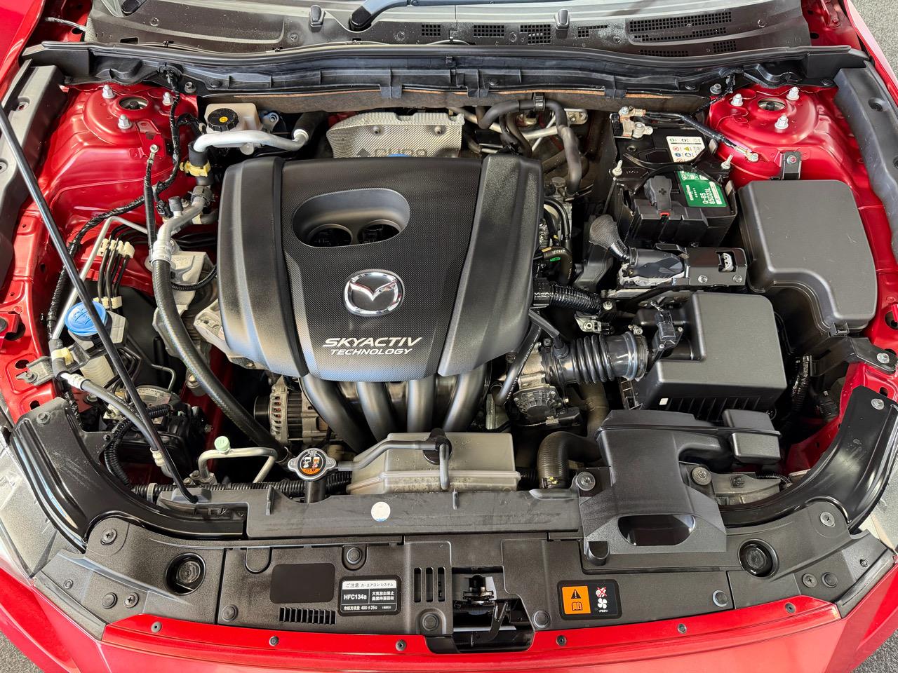 2014 Mazda Axela