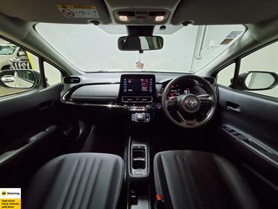 2022 Toyota Aqua - Thumbnail