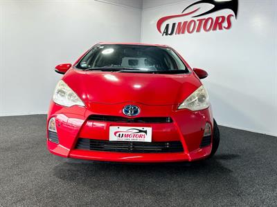 2013 Toyota Aqua - Thumbnail