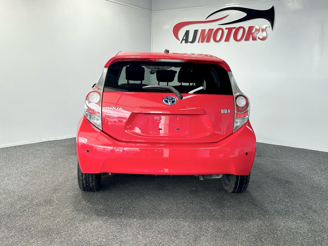 2013 Toyota Aqua