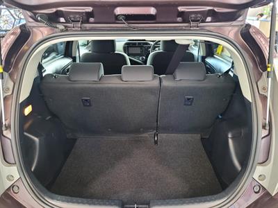 2014 Toyota Aqua - Thumbnail