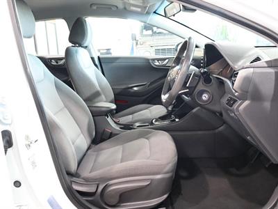 2022 Hyundai IONIQ - Thumbnail