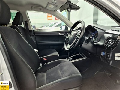 2018 Toyota Corolla - Thumbnail