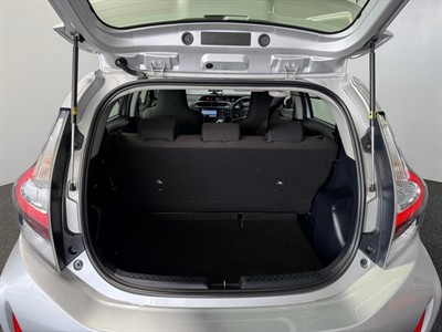 2020 Toyota Aqua - Thumbnail