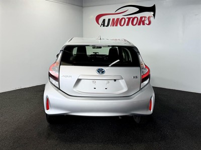 2020 Toyota Aqua - Thumbnail