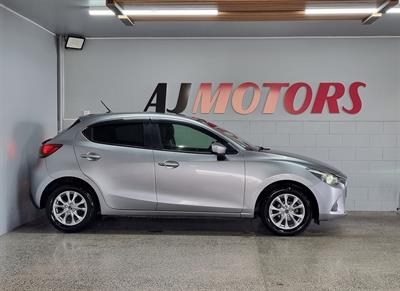 2014 Mazda Demio - Thumbnail